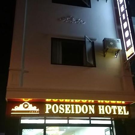 Poseidon Hotel Ha Long Exterior photo